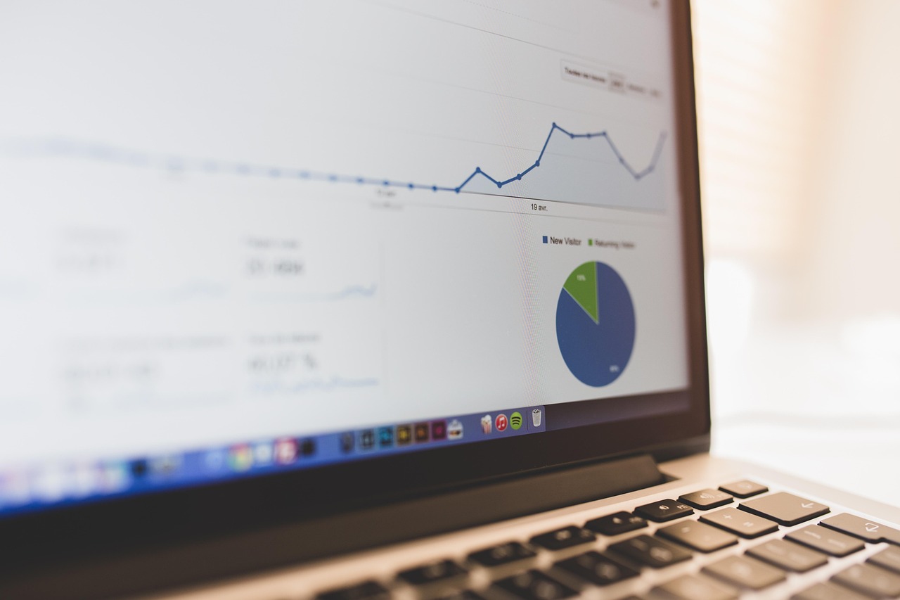 outil seo performant pour analyser, optimiser et améliorer le classement de votre site web sur les moteurs de recherche.