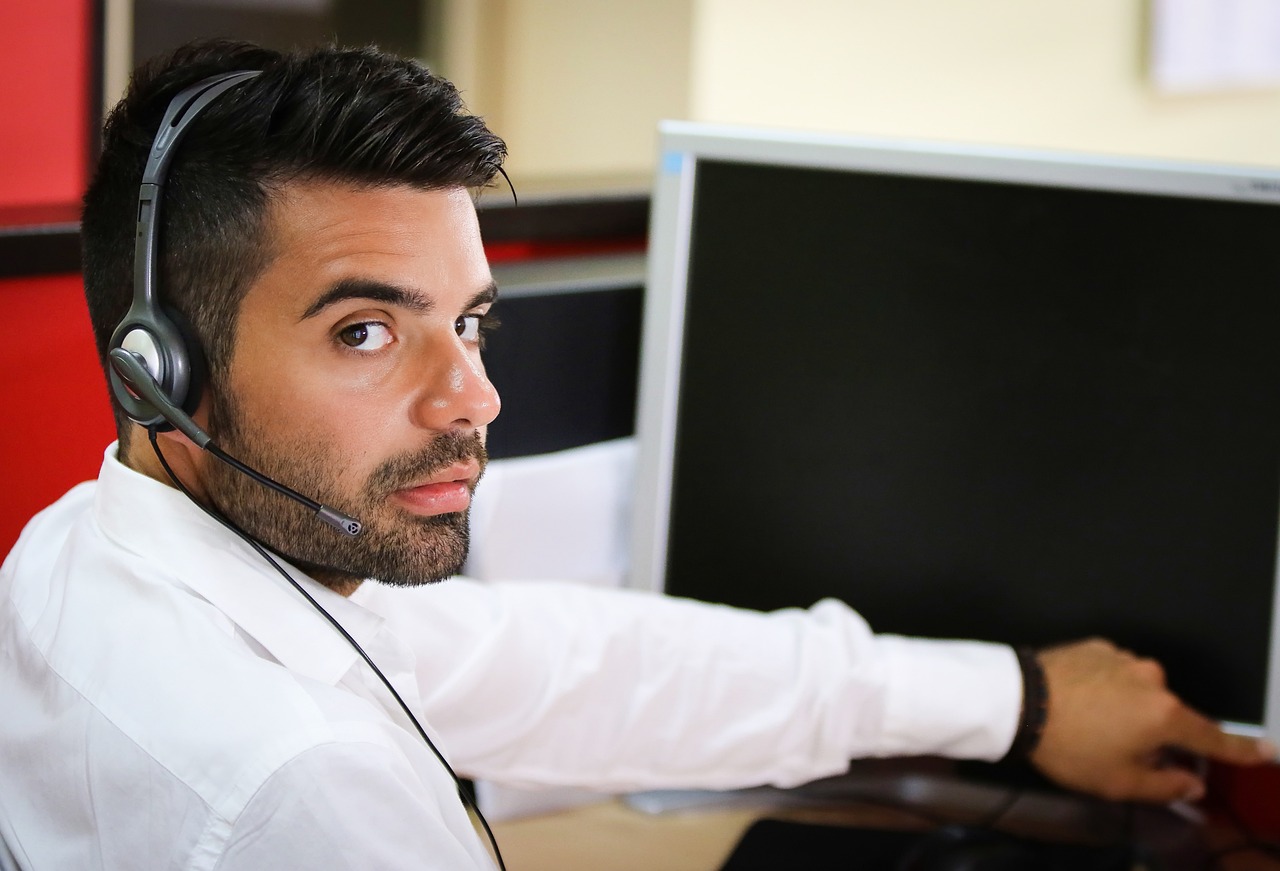 découvrez notre centre de formalités commerciales, votre partenaire idéal pour simplifier la création et la gestion de votre entreprise. profitez d'un accompagnement personnalisé pour naviguer facilement dans les démarches administratives et optimiser vos chances de succès.