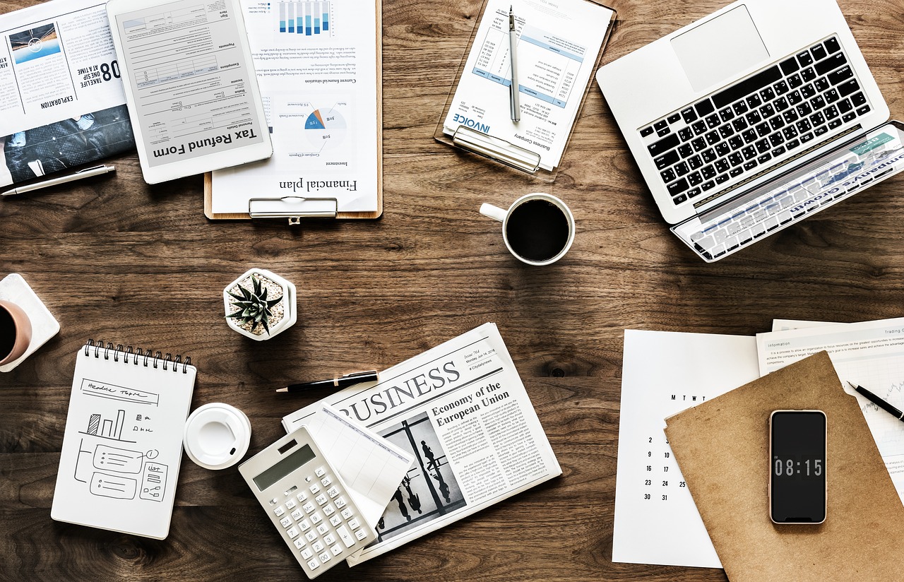 découvrez les dernières tendances commerciales qui façonnent le monde des affaires, comprenant des analyses approfondies sur les innovations, les comportements des consommateurs et les stratégies de marché pour vous aider à anticiper l'avenir de votre entreprise.