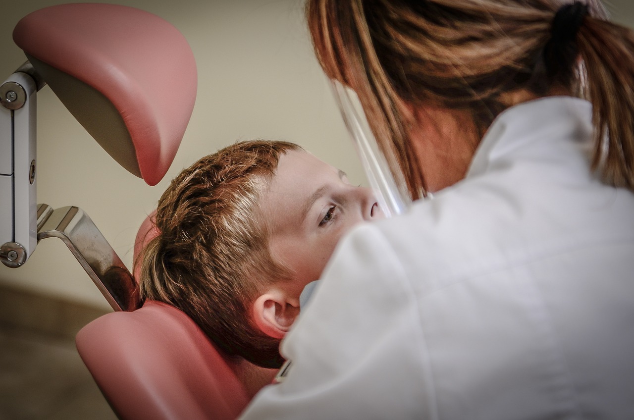 découvrez nos cliniques dentaires modernes, offrant des soins de qualité et des traitements personnalisés pour toute la famille. prenez rendez-vous dès aujourd'hui pour un sourire éclatant et une santé bucco-dentaire optimale.
