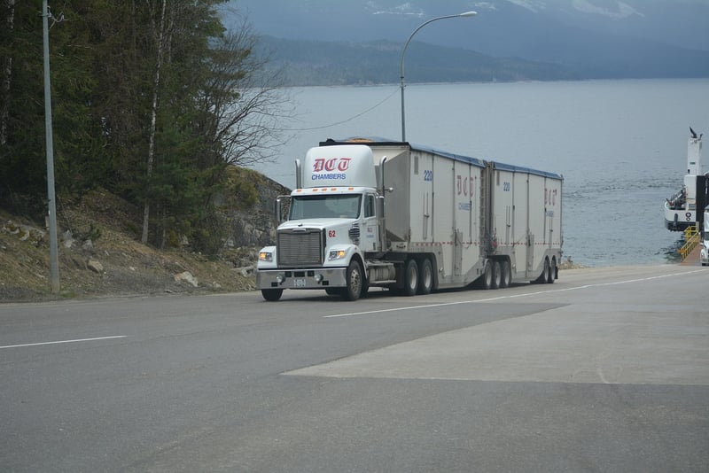 Découvrez la dimension d'un camion 20m3 : guide complet 2026 pour vos déménagements